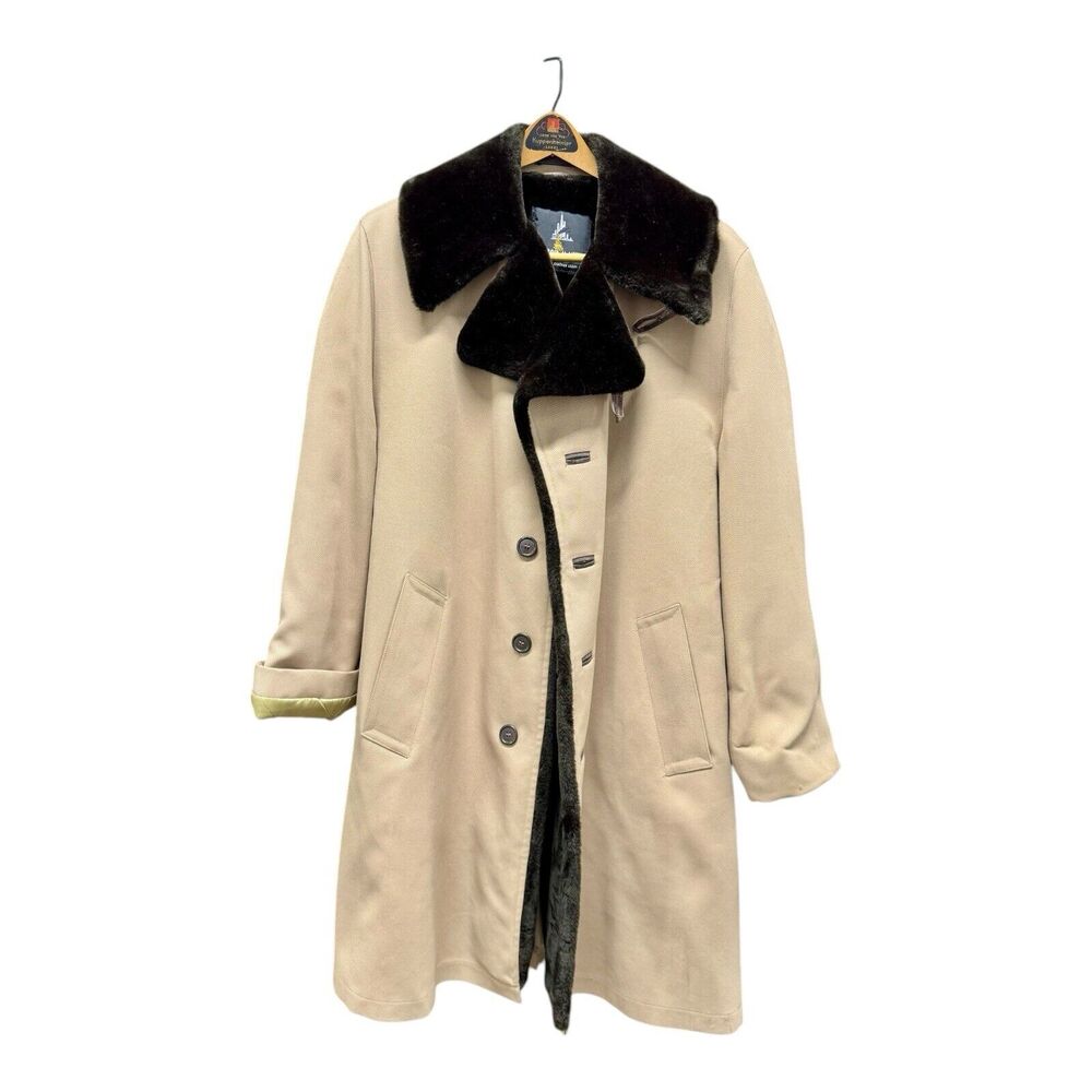 Vintage 1970’s Men’s Warm Coat Tan Polyester Dark Brown Faux Fur Lining 40R